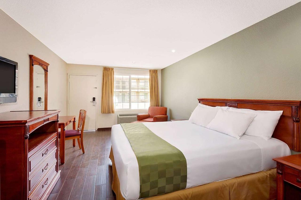 Travelodge By Wyndham El Centro Exterior foto